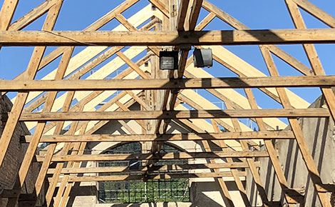 Relevé de point au théodolite et solution de sur-charpente