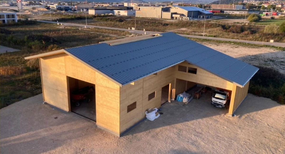 ossature bois avec une isolation en botte de paille